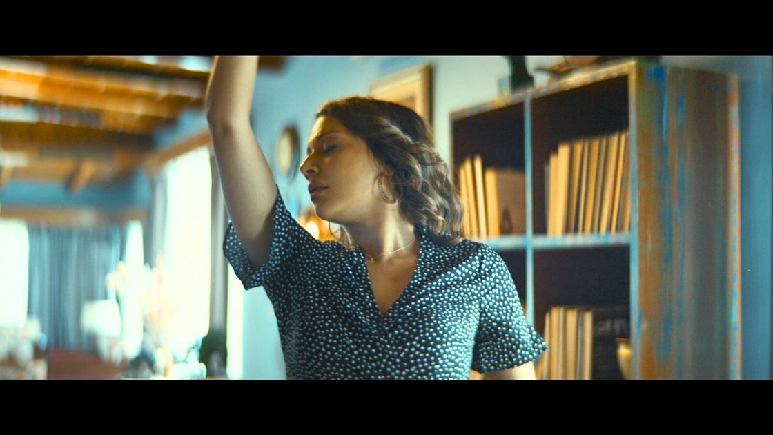 Na Jaane Kaun Aa Gaya Visual